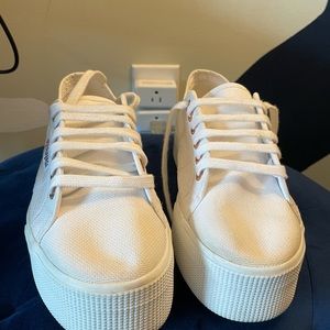 White Platform 2790 Supergas ACOTW